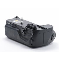 Qualitaets Profi Batteriegriff von Vertax fuer Nikon D7000 wie der MB-D11 - fuer 2x EN-EL15 oder 6 AA Batterien