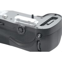 Meike Profi Batteriegriff fuer Nikon D800 D800E D800S - aehnlich wie MB-D12 fuer 2x EN-EL15 oder 6 AA Batterien